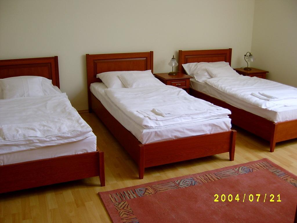 Varkert Panzio Мишкольц Номер фото